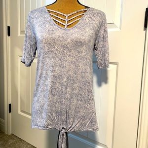 Maurice’s 24/7 light weight top